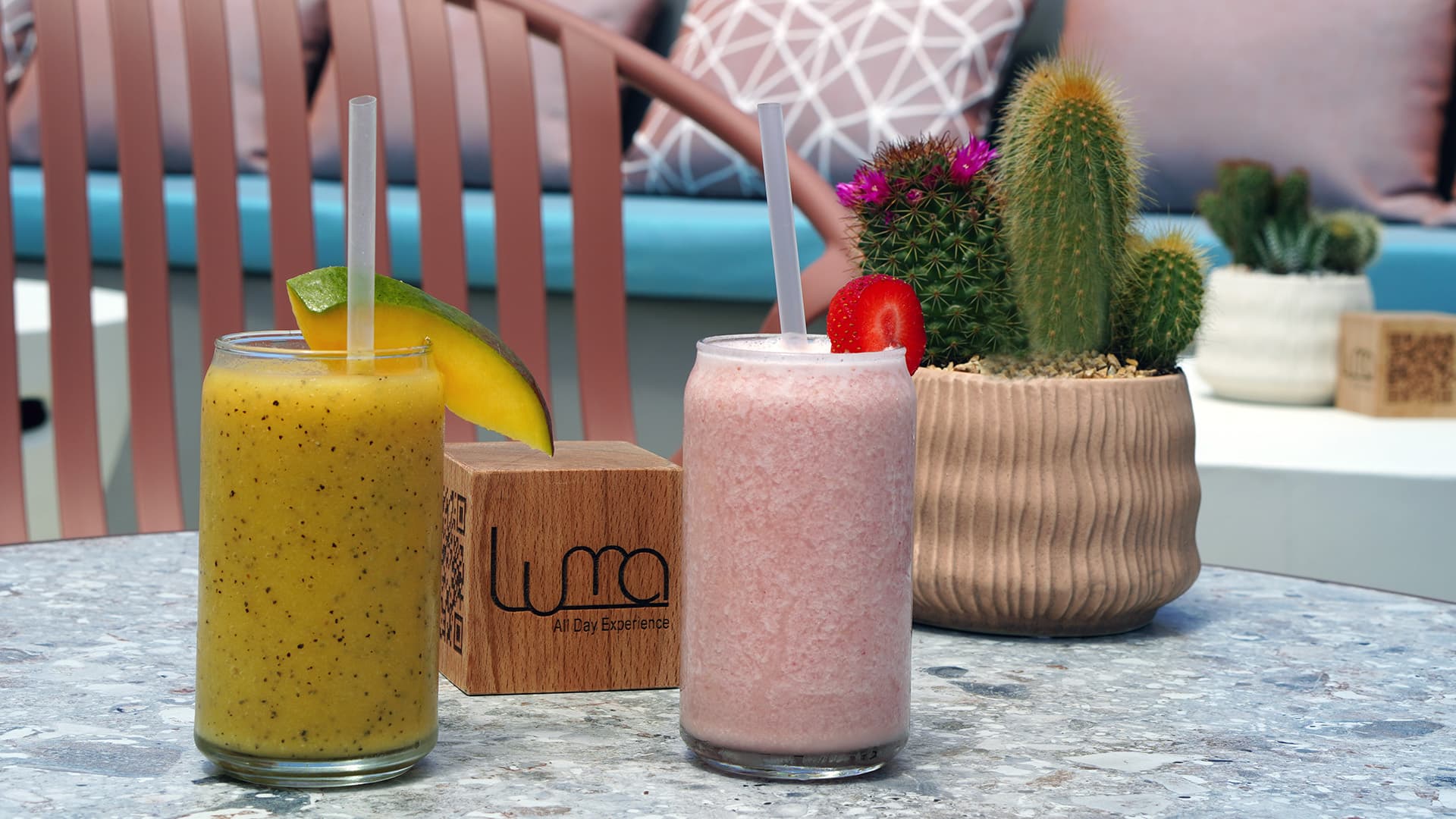 LUMA Santorini all day coffee brunch and drinks